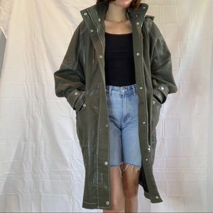 URBAN OUTFITTERS RAIN/ TRENCH COAT
